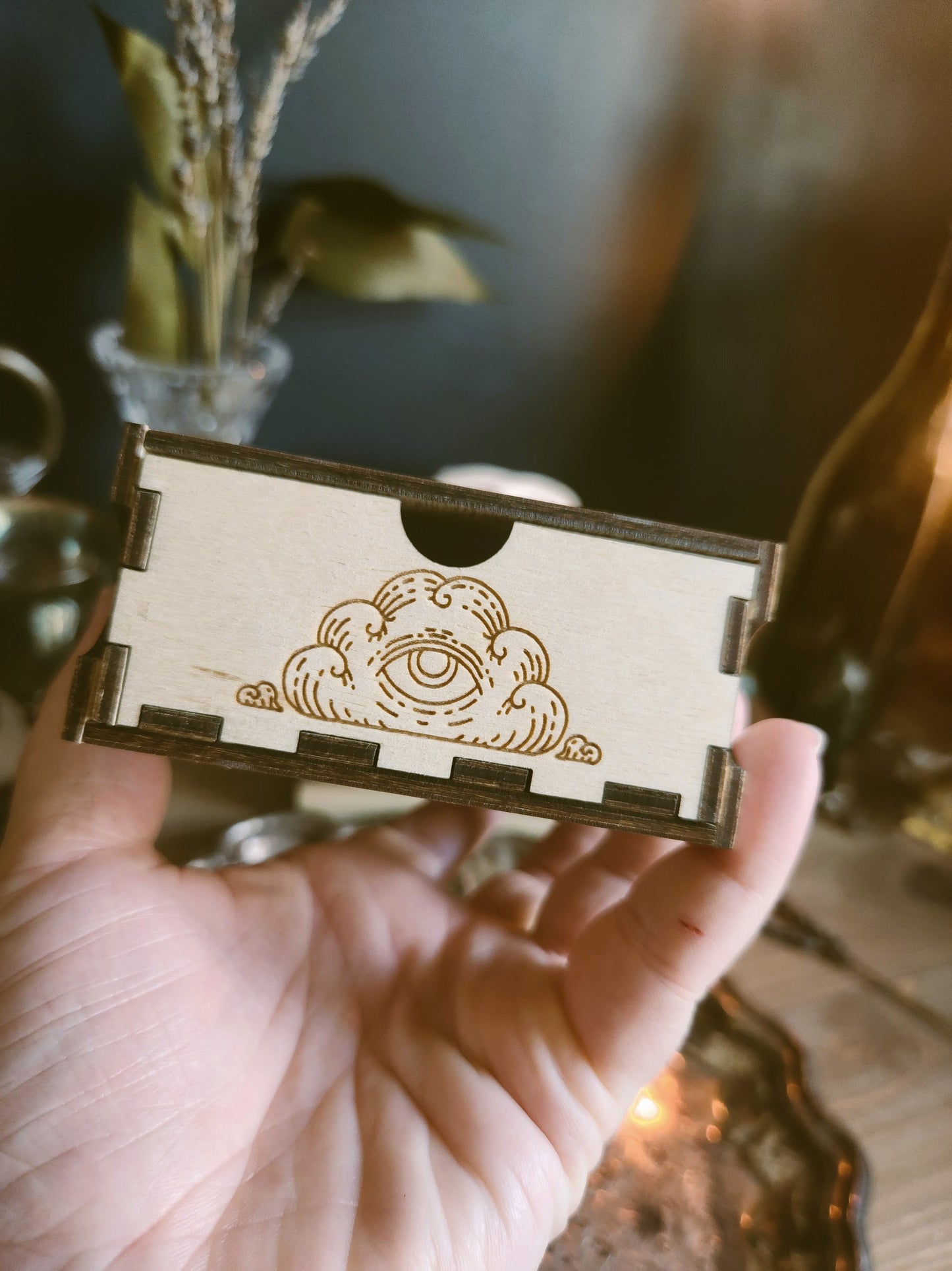 The Finger Tarot Deck Box - Lasercut Birch Tarot Card Case