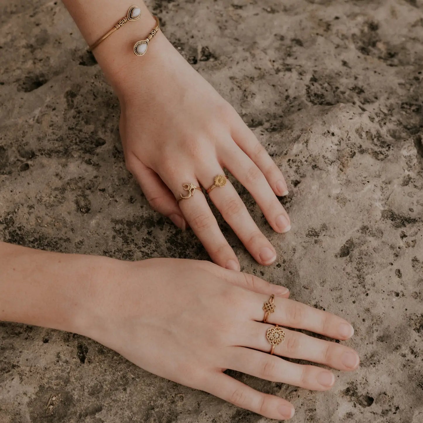 Eternal Knot Ring - Brass