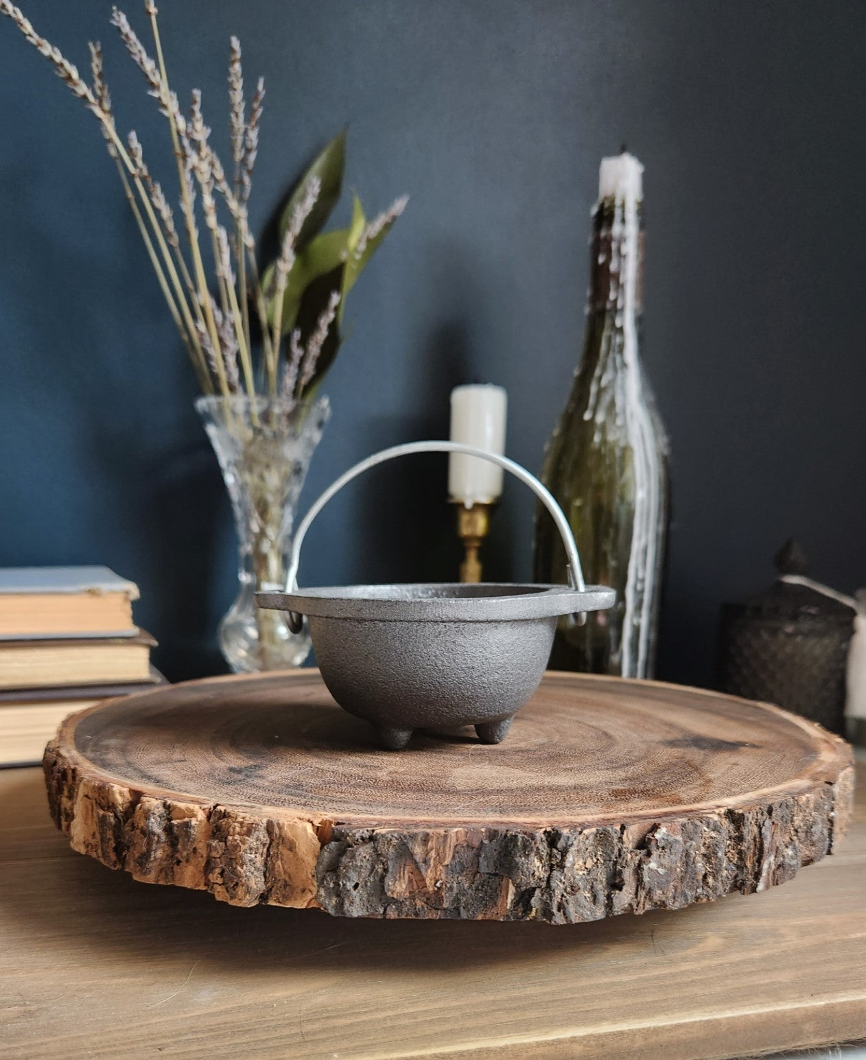 Plain Cast Iron Cauldron Bowl 3 inch with Hanging Holder