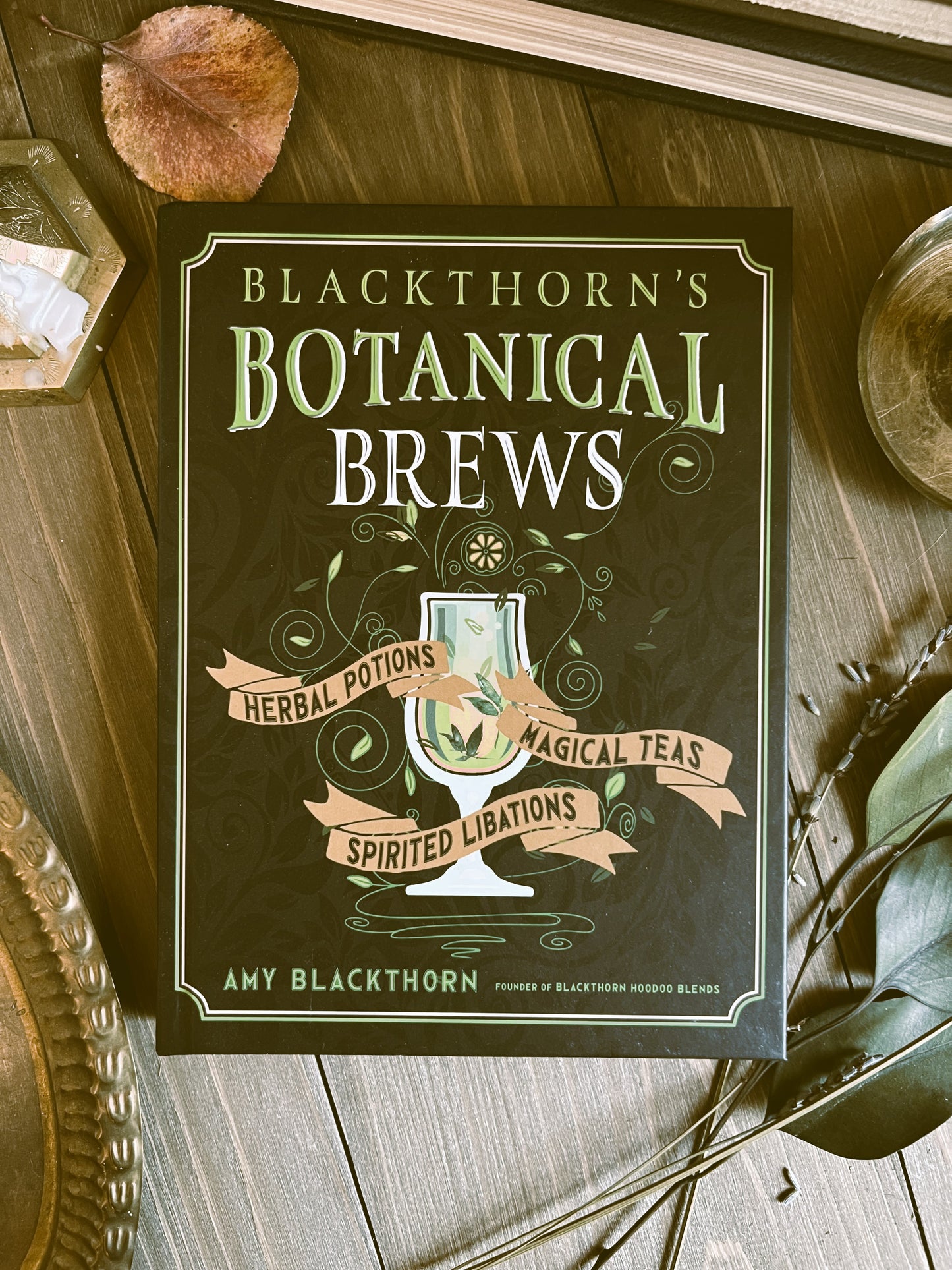 Blackthorn's Botanical Brews (Hardcover)