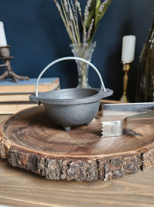 Plain Cast Iron Cauldron Bowl 3 inch with Hanging Holder